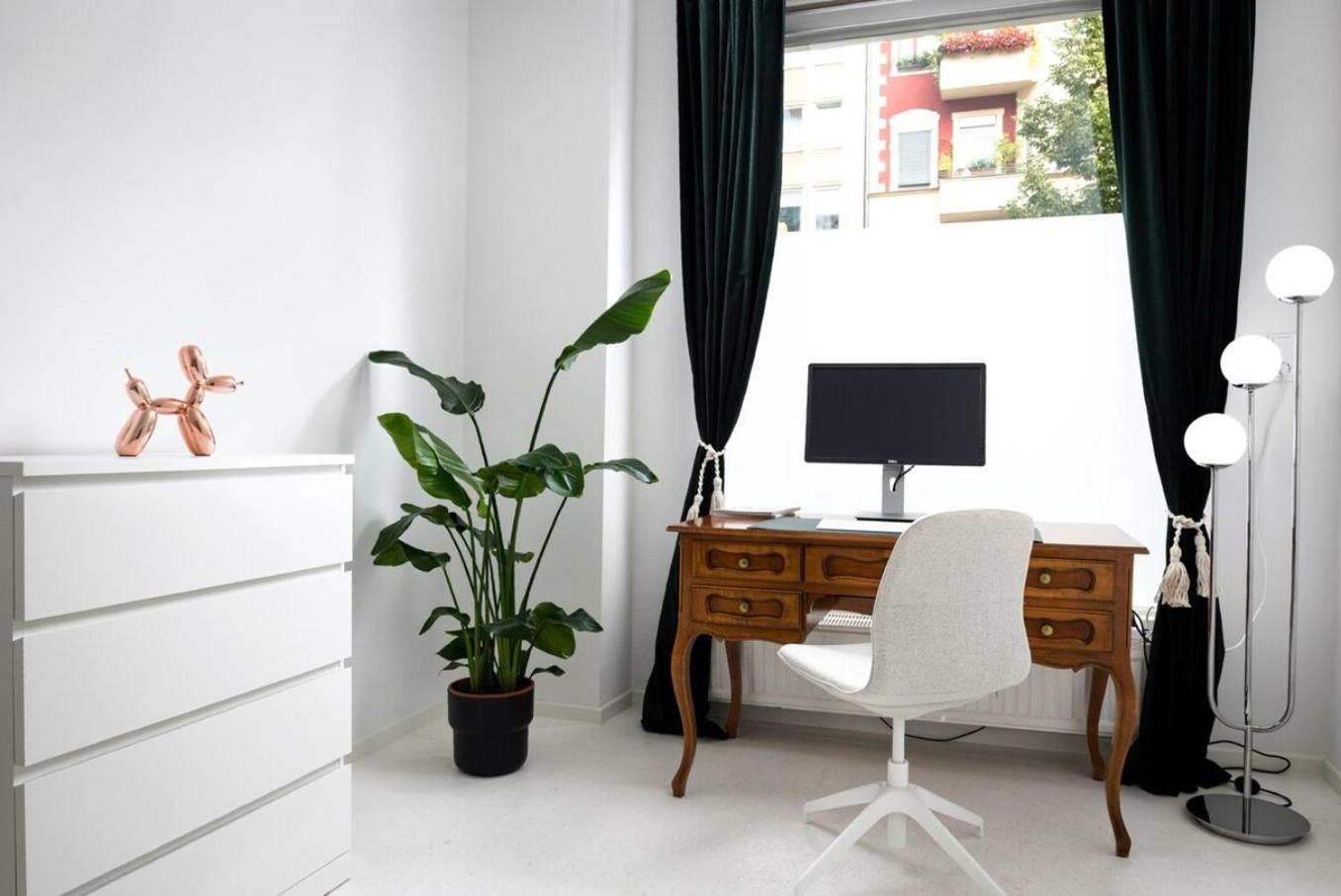 Appartement With Fireplace Near Underground *
